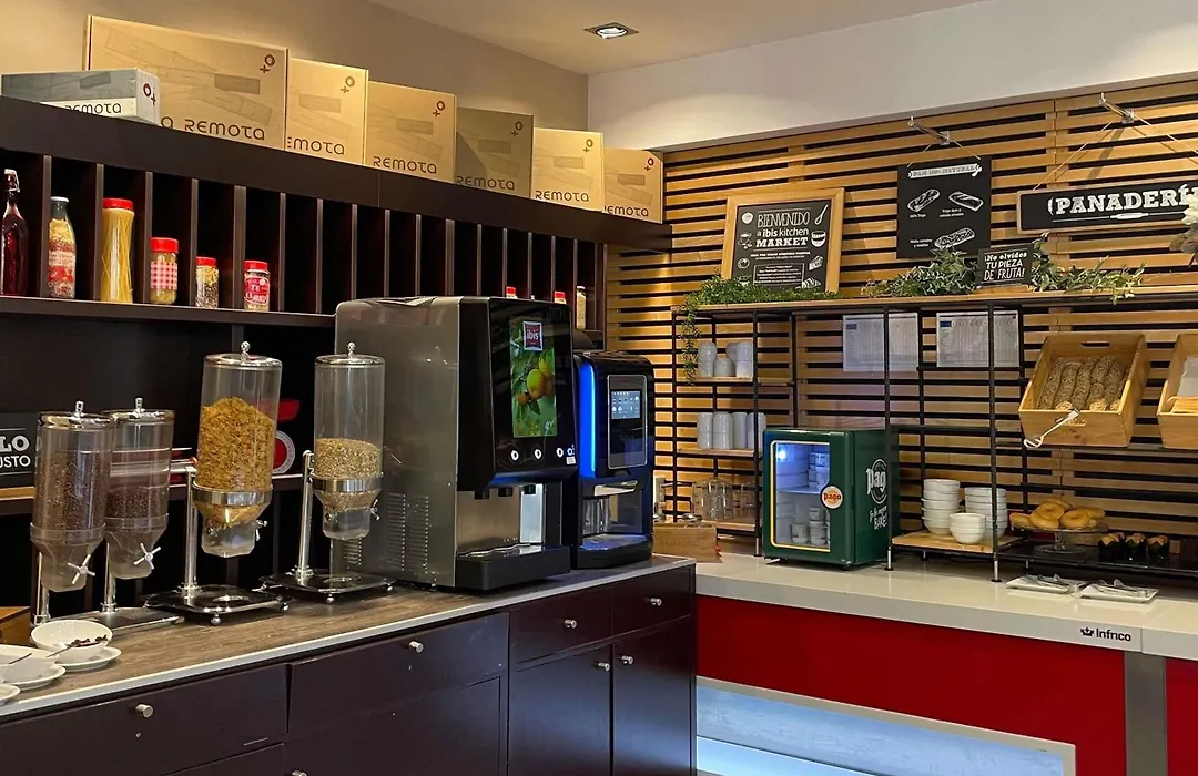 Ibis Budget Girona Costa Brava-1